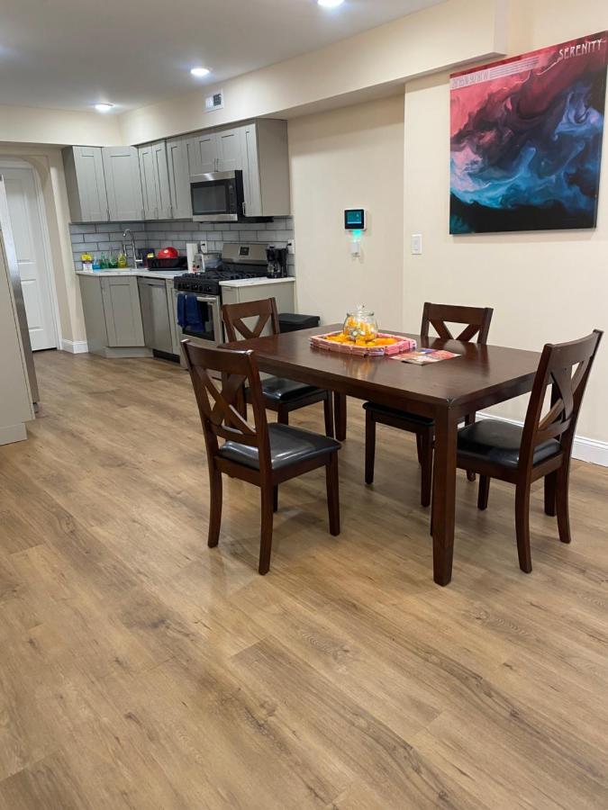 Private Room In South Philly Near Arenas! Philadelphie Extérieur photo