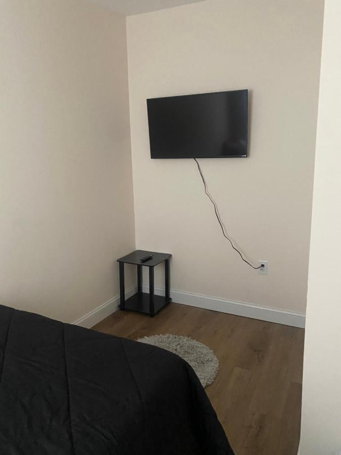 Private Room In South Philly Near Arenas! Philadelphie Extérieur photo