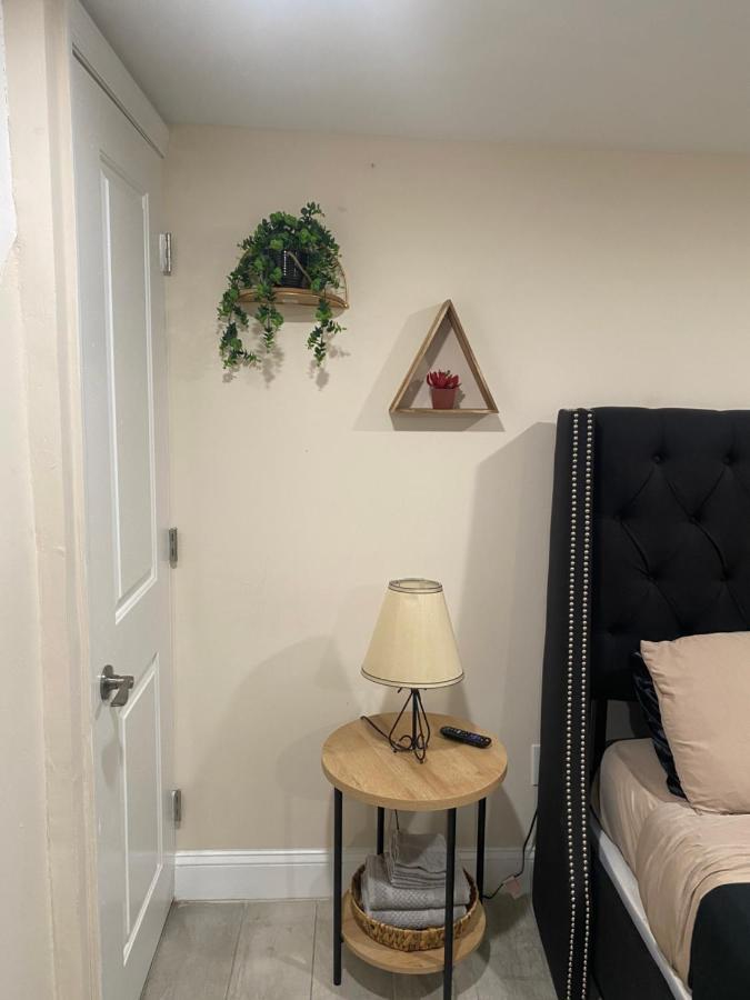 Private Room In South Philly Near Arenas! Philadelphie Extérieur photo